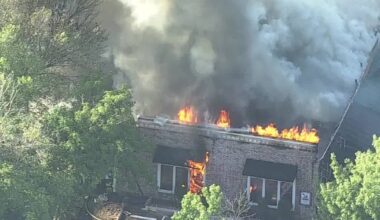 Large fire breaks out at Arlington restaurant