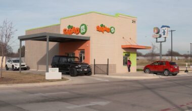 Dutch Bros to pay $105M for 65 shuttered Salad and Go locations, including 2 in Houston