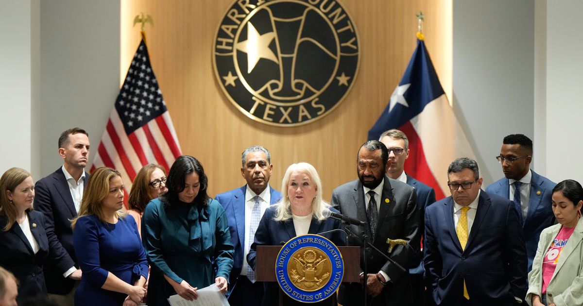 US Attorney confirms no meth was found in van of Texas man shot by immigration officers :: WRAL.com