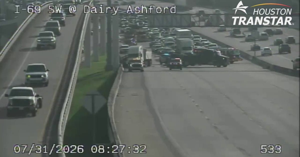Traffic alert: Lanes of I-59 at Dairy Ashford reopen after accident