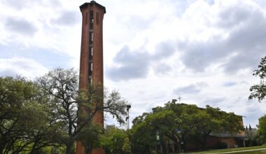 Trinity University defends new logo after online backlash