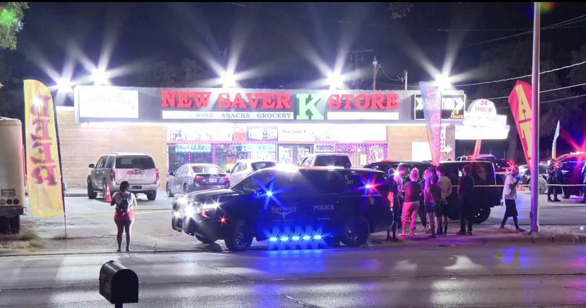 1 dead, 1 injured in southeast Fort Worth shooting