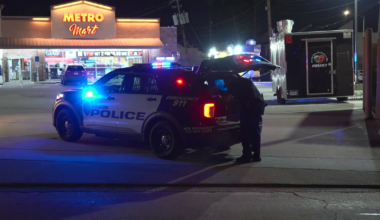 2 men shot while eating ice cream in northwest Houston, police say