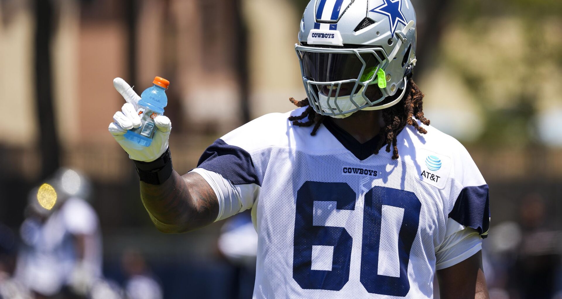 Cowboys' competitive practice leads to scrap between Guyton, Ezeiruaku