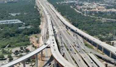 TxDOT to close all I-10 lanes near the Rim in San Antonio