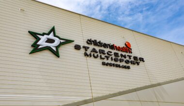 The new Shark Club is located inside the StarCenter