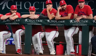 Lee homers twice, Webb tosses 6 shutout innings as Giants deal Rangers 6th straight loss