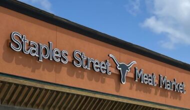 University of Texas sues local butcher over Longhorn logo
