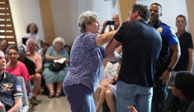 McKinney council approves mosque site plan after raucous meeting