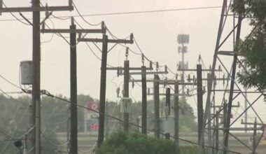 Reactions flowing in after Gov. Abbott announces plan to break up energy sector in San Antonio, Austin