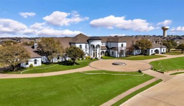 Former home of Dallas Cowboys star Deion Sanders sells in Prosper