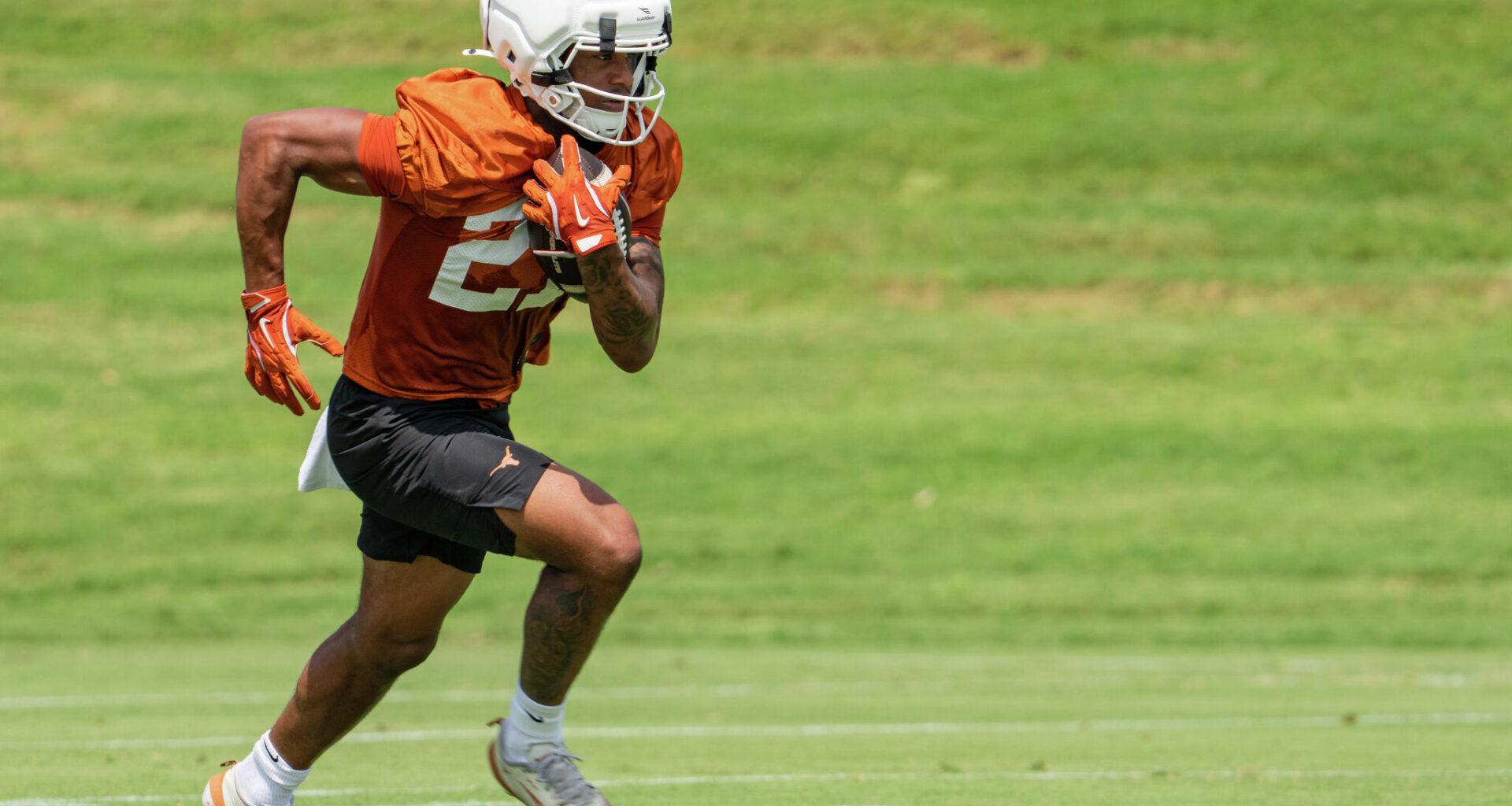 Texas football has plenty of speed but which 2026 Longhorn is fastest?