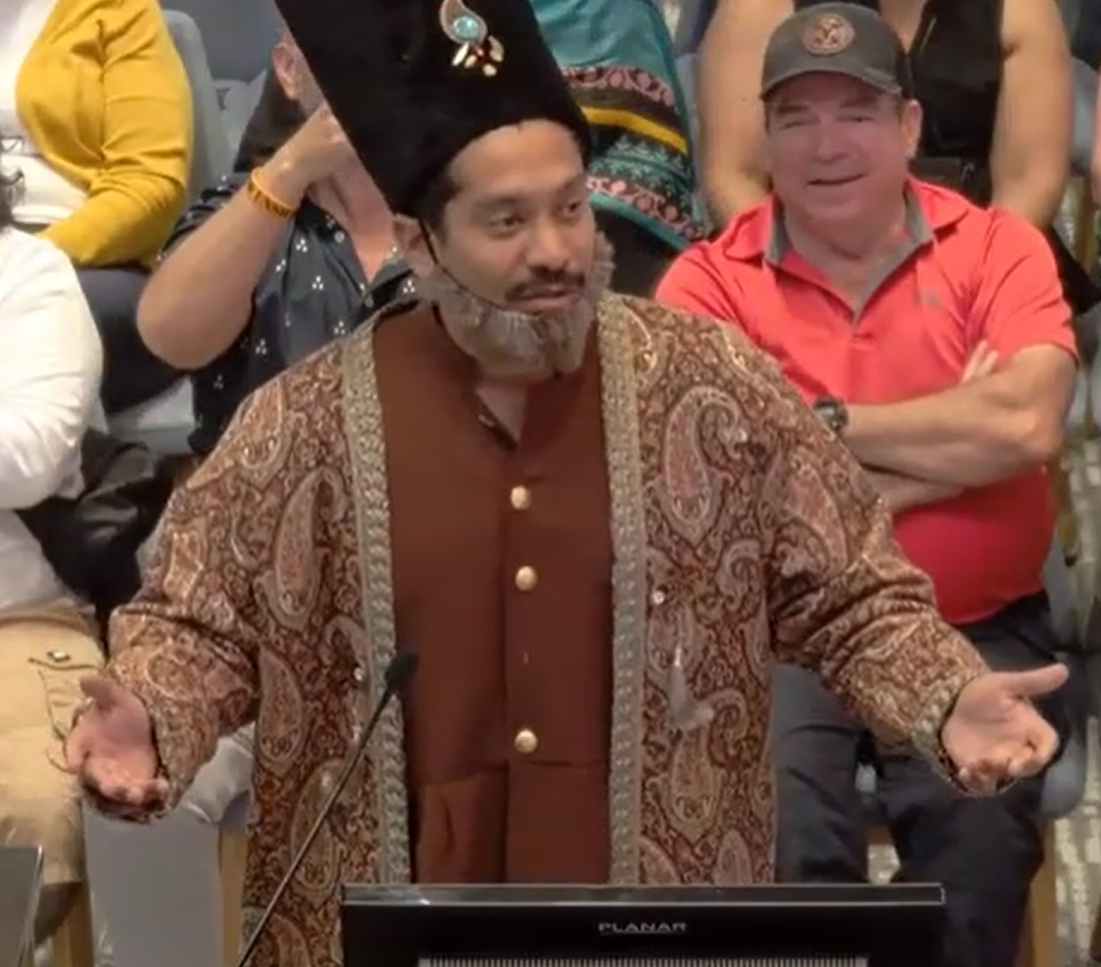 McKinney mosque meeting troll draws boos before 7-0 approval