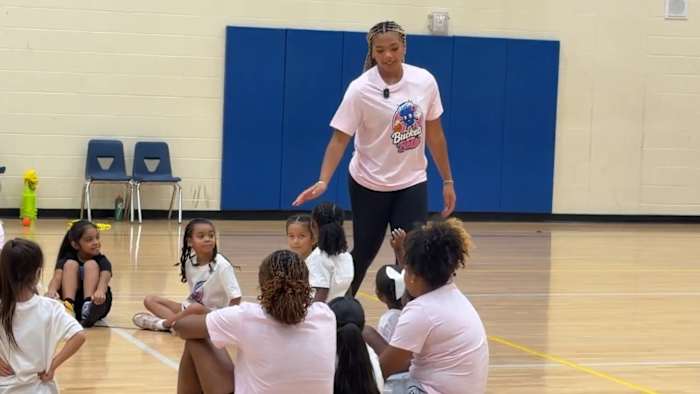 Buckets with Bella: Flemings family give back to San Antonio with basketball camp