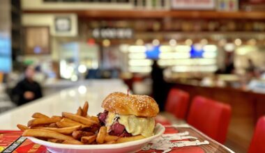 How a former Luby's became Houston's busiest Jewish deli