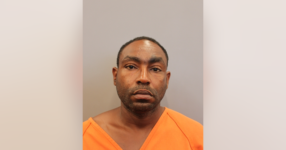 Man charged with murder in deadly Houston bus stop shooting