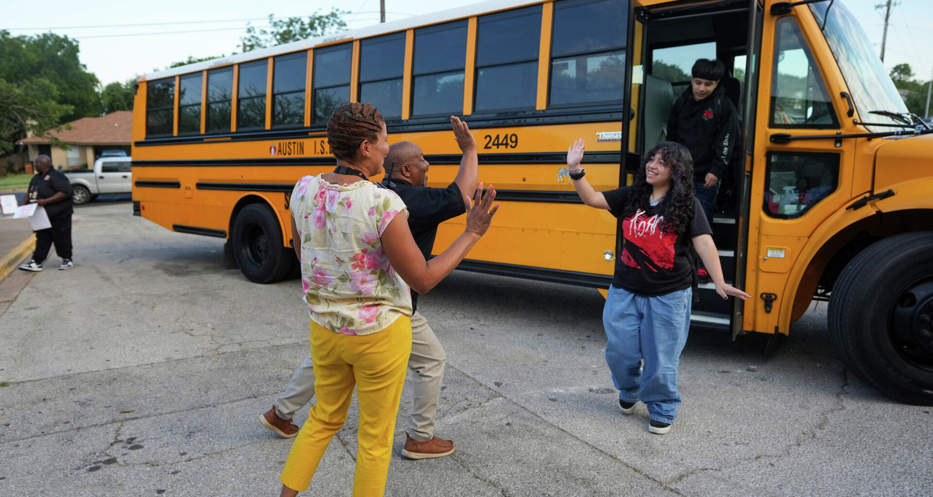 Texas school district makes last-minute U-turn on student bus plan