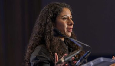 Lina Hidalgo blasts Democratic commissioners in scathing Substack post