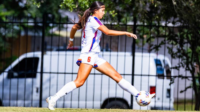 WSOC: Huskies Drop Season Opener to Texas