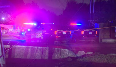 Search underway for suspect after 2 males shot on North Side, SAPD says