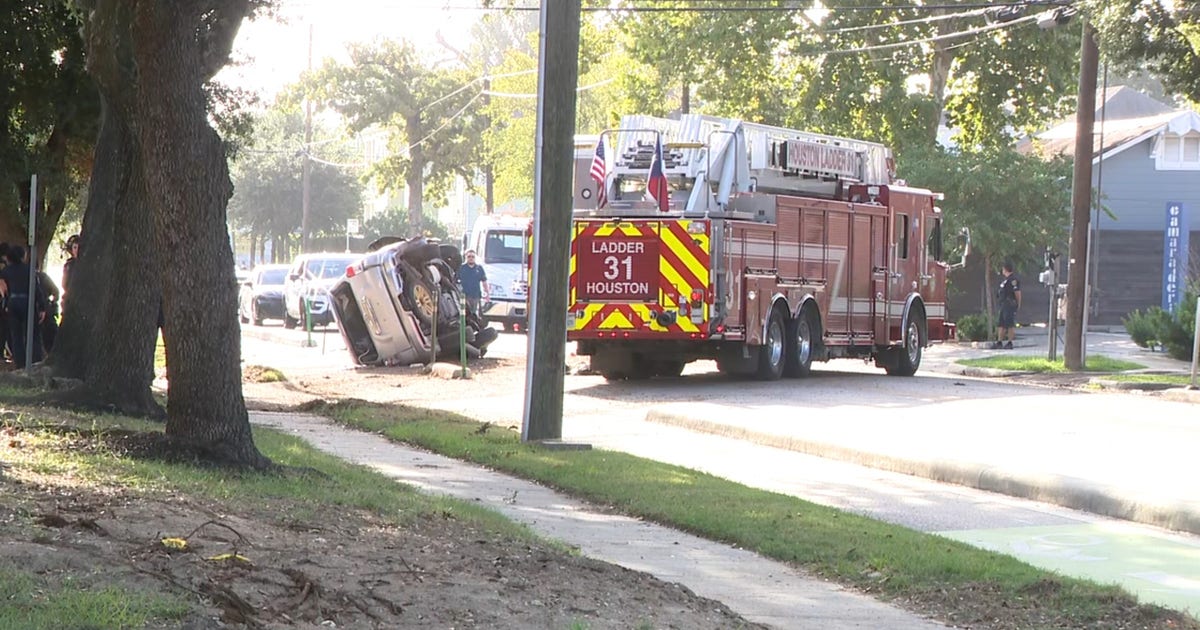 Heights burglary suspect killed in crash while trying to evade police