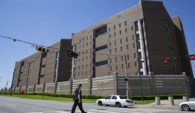 Publisher fights Dallas County jail ban on physical books, magazines