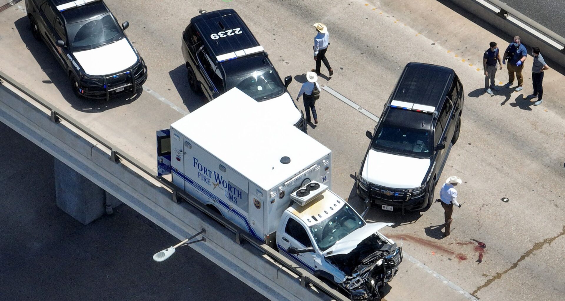 Driver killed after DPS fires at stolen ambulance on I-35 in Austin