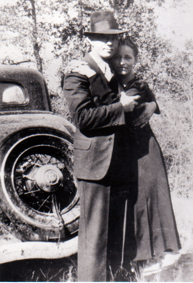 ORG XMIT: *S0421875734* This photo is property of THE DALLAS PUBLIC LIBRARY. We may publish it with this credit: From the collection of the Texas/Dallas History and Archives Division, Dallas Public Library. A publication fee, to be determined by The Dallas Public Library staff, may be charged. Clyde Barrow and Bonnie Parker, ca. 1933 (?) [ bonnieandclyde ]