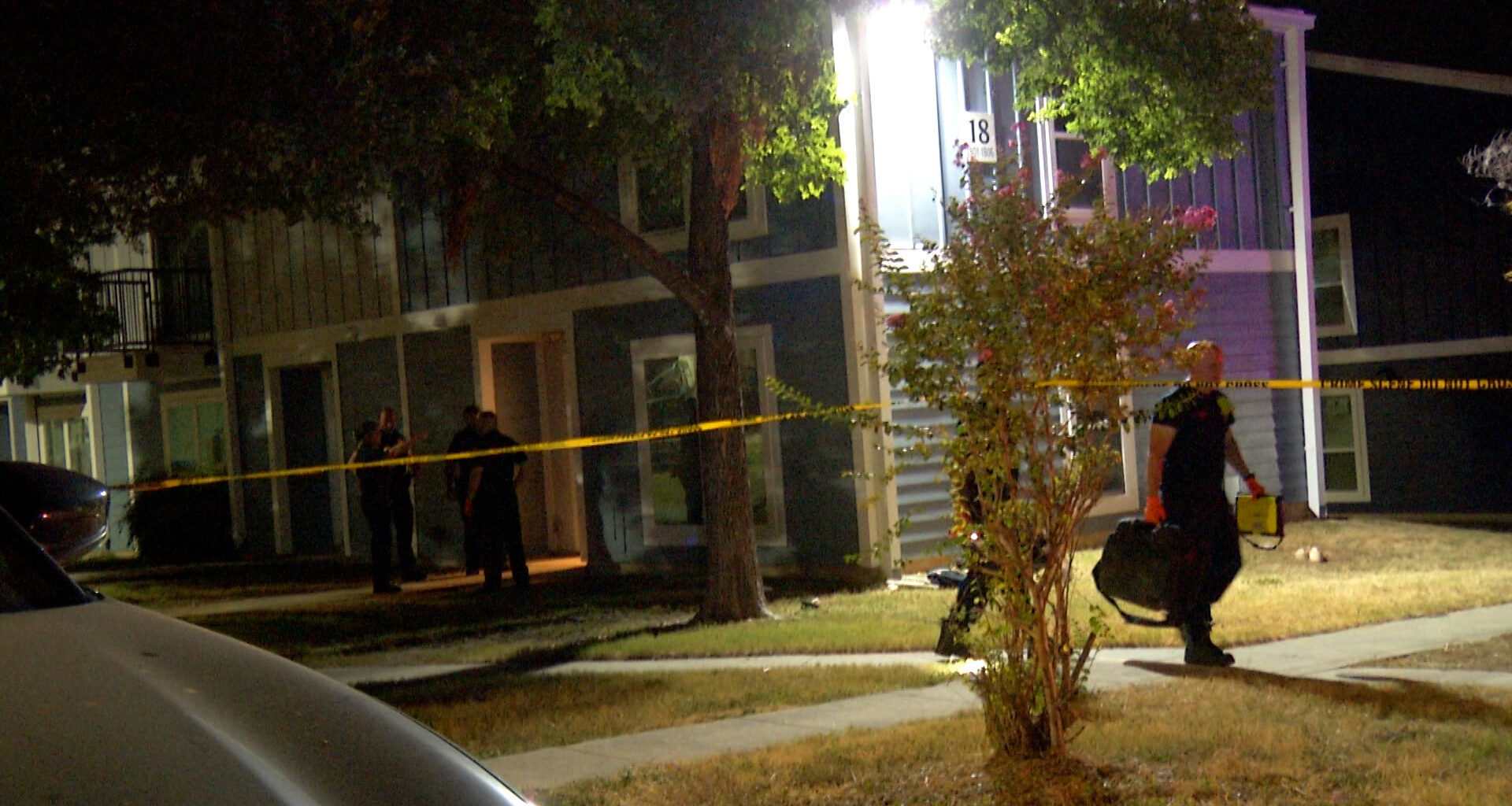 18-year-old killed, 1 injured in shooting at North Side apartments