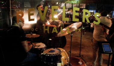 Revelers Hall hosts Midsummer Mardi Gras party in Dallas