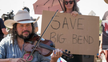 Big Bend border wall protest at Texas Parks and Wildlife hearing