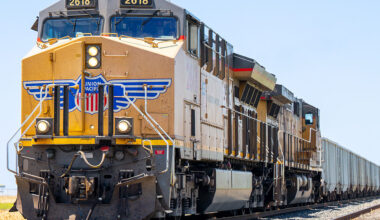 10 Union Pacific rail cars derail in Macdona near San Antonio