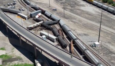El Paso Train Derailment Reported Near I-10 East And Cotton Street