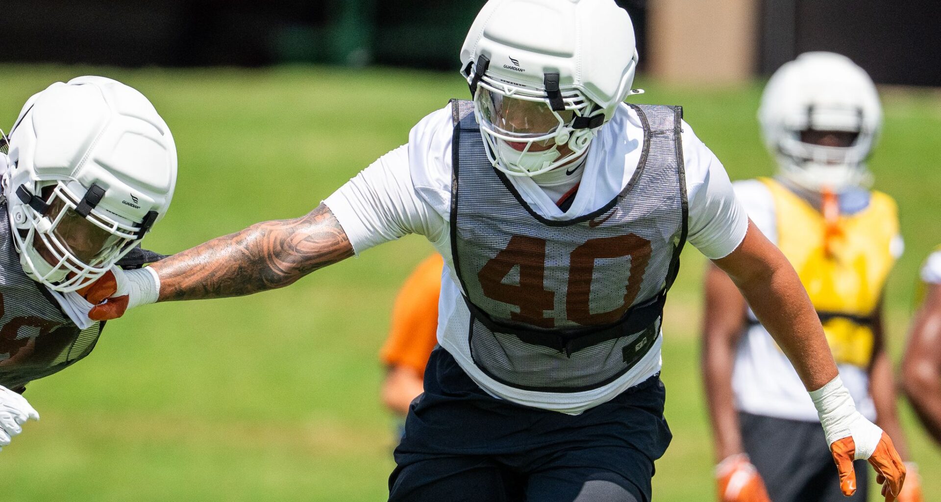 Texas football: Lance Jackson gives defense another threat on edge