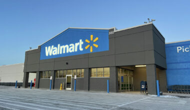 Walmart, Sam’s Club to begin accepting tap-to-pay next week