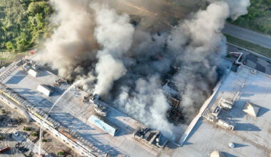 Russian and Ukrainian attacks kill 5 people a day after deadly shopping mall drone strike by Moscow