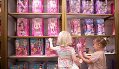 Josh Vettter of New York as a Toy Soldier poses for a photo at FAO Schwarz at Nordstrom NorthPark in Dallas, Saturday, Aug. 22, 2026.