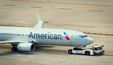 4-5 passengers burned on American Airlines flight to Dallas that filled with smoke, pilot says