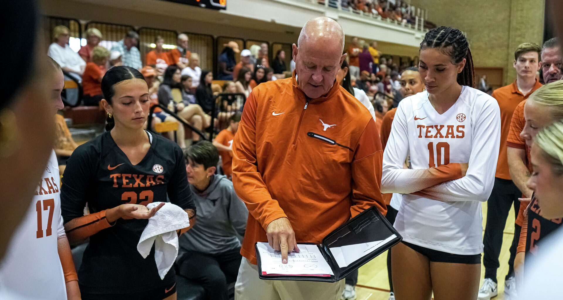 Texas volleyball vs Arizona State game score: Live updates Saturday
