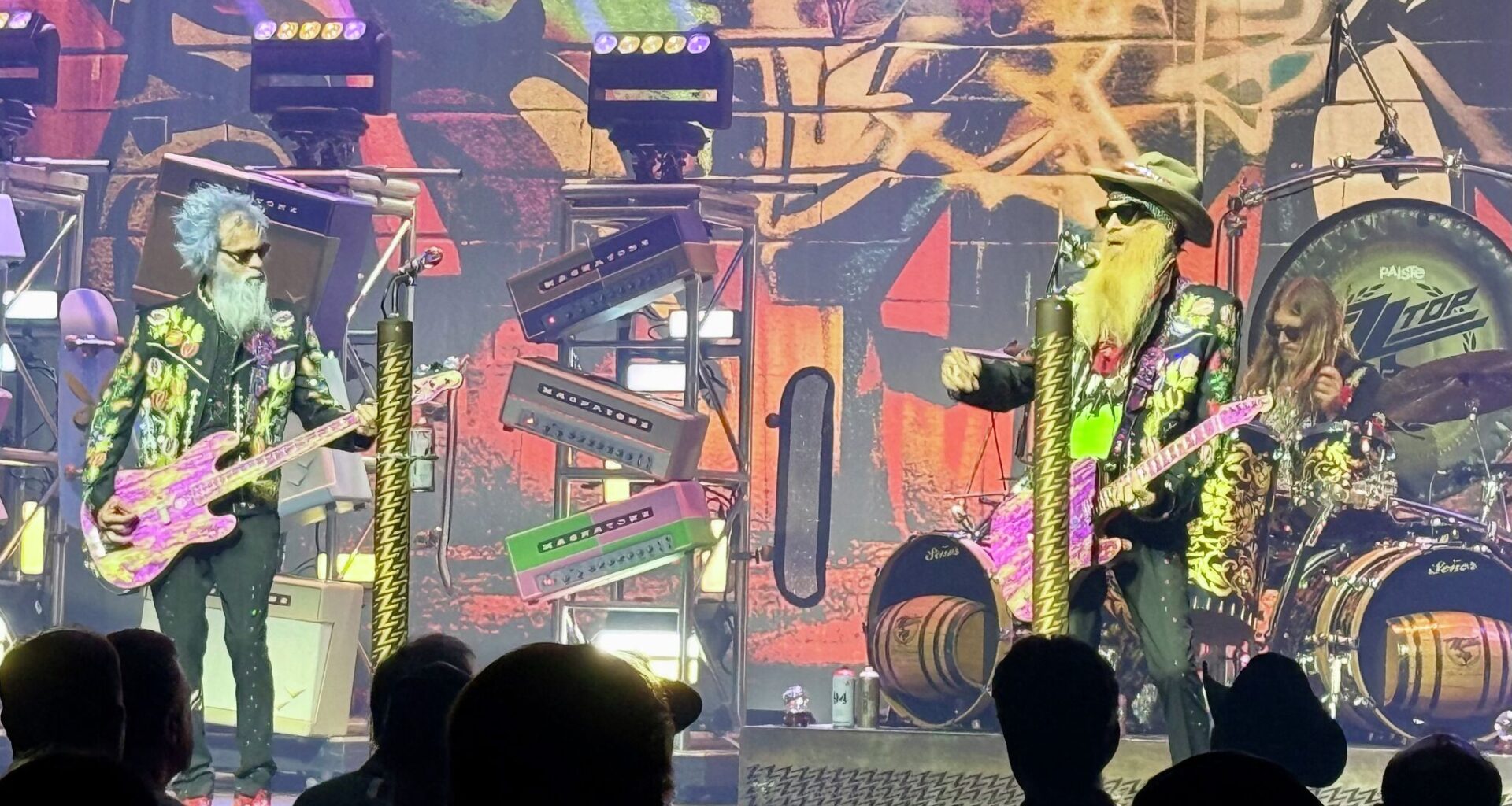 ZZ Top honors Frank Beard in first show back on tour