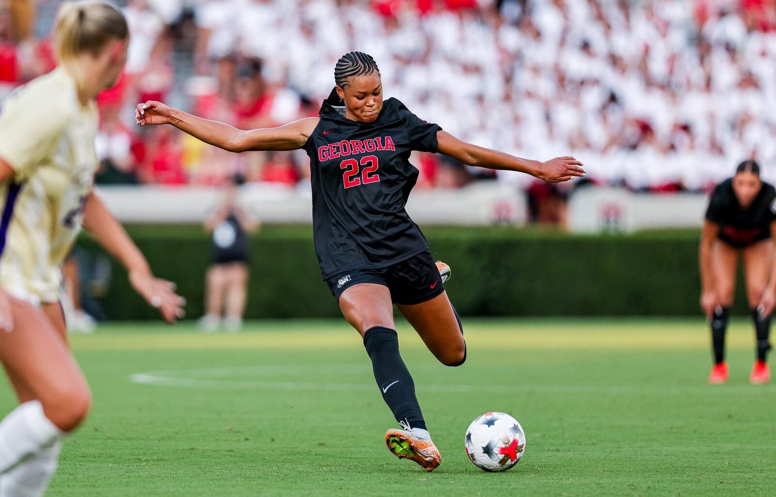 No. 17 Georgia Faces TCU in Fort Worth Thursday