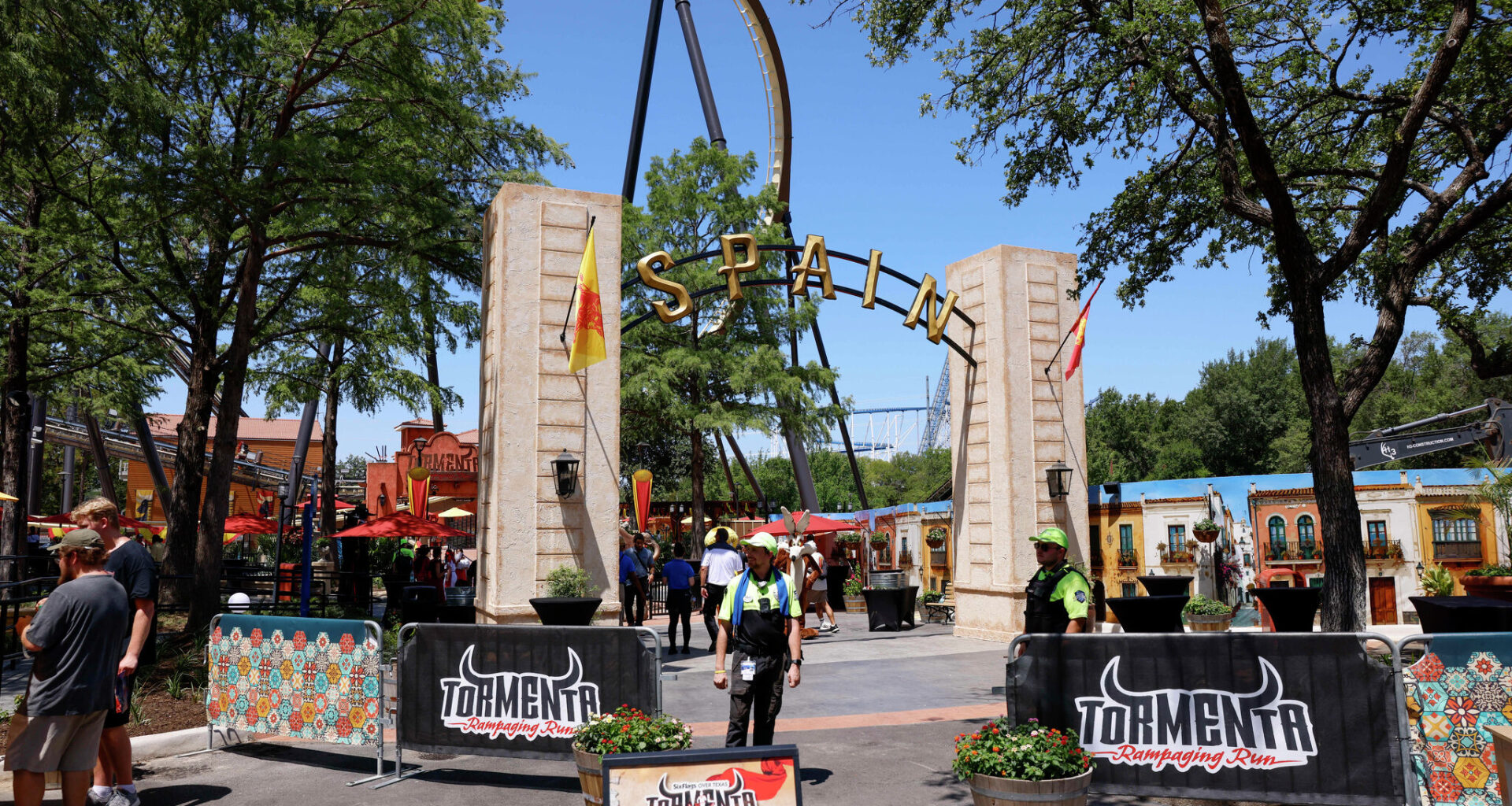 Six Flags annnounces corporate move from North Carolina to North Texas