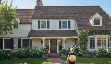 Annie Meyers-Shyer is bringing ‘This Oak House’ book tour to Dallas