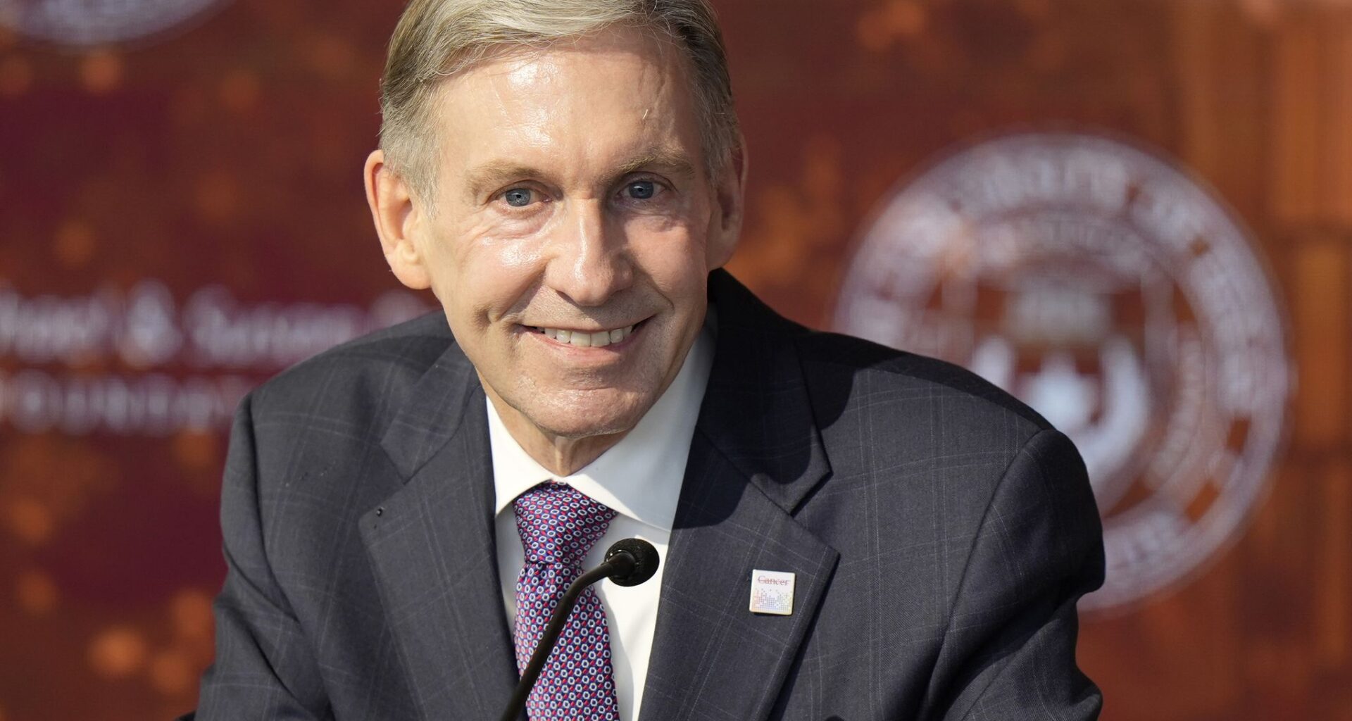MD Anderson president Dr. Peter Pisters to retire at end of September