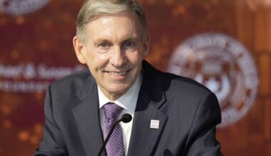 MD Anderson president Dr. Peter Pisters to retire at end of September