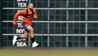 Houston Astros: Carlos Correa progressing, could return in September