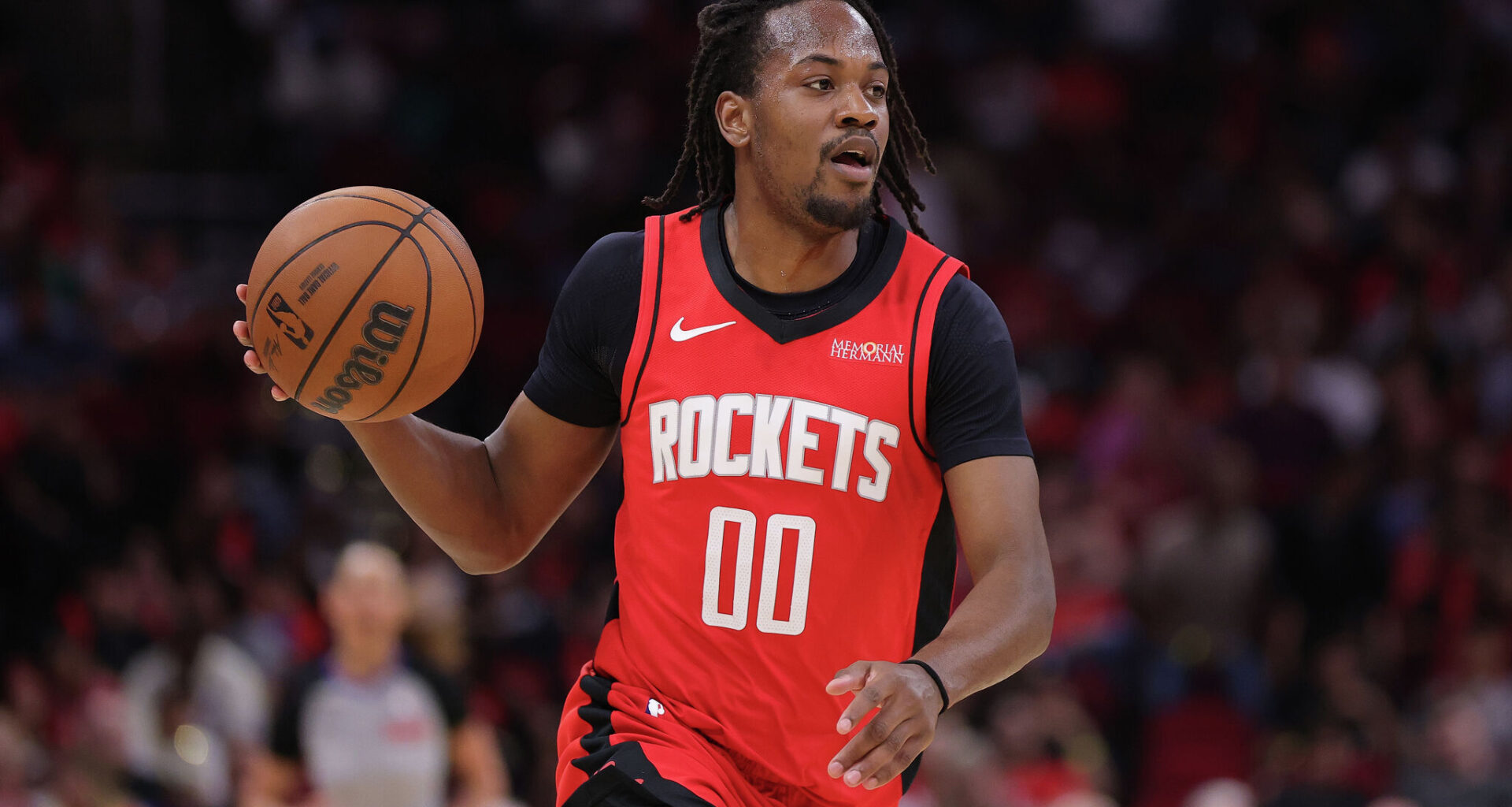 UConn's Tristen Newton waived by Houston Rockets