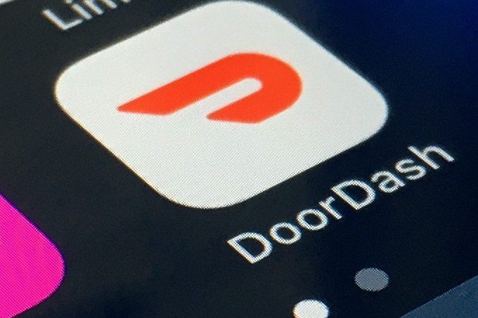 Texas man sues DoorDash over Baytown crash, brain injury