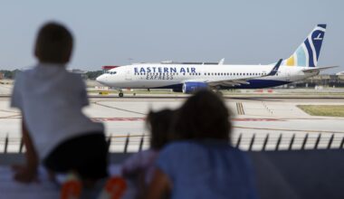 Dallas knew of ICE flights as operator sought privacy at Love Field