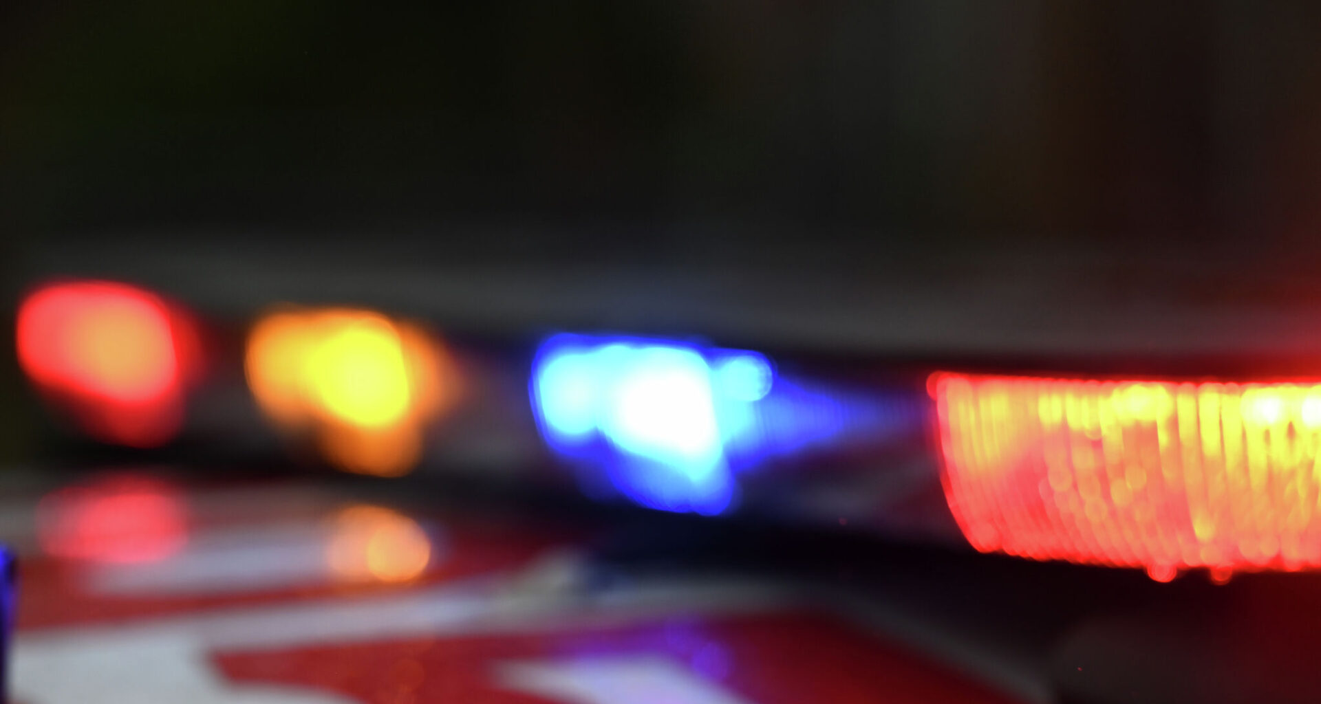 Dallas police responded to a shooting that killed a man near the 100 block of Jim Miller Road early Thursday morning. 
